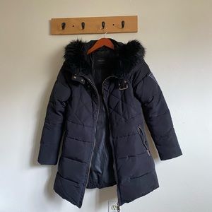 ***SOLD***Zara puffer black with gold buckle